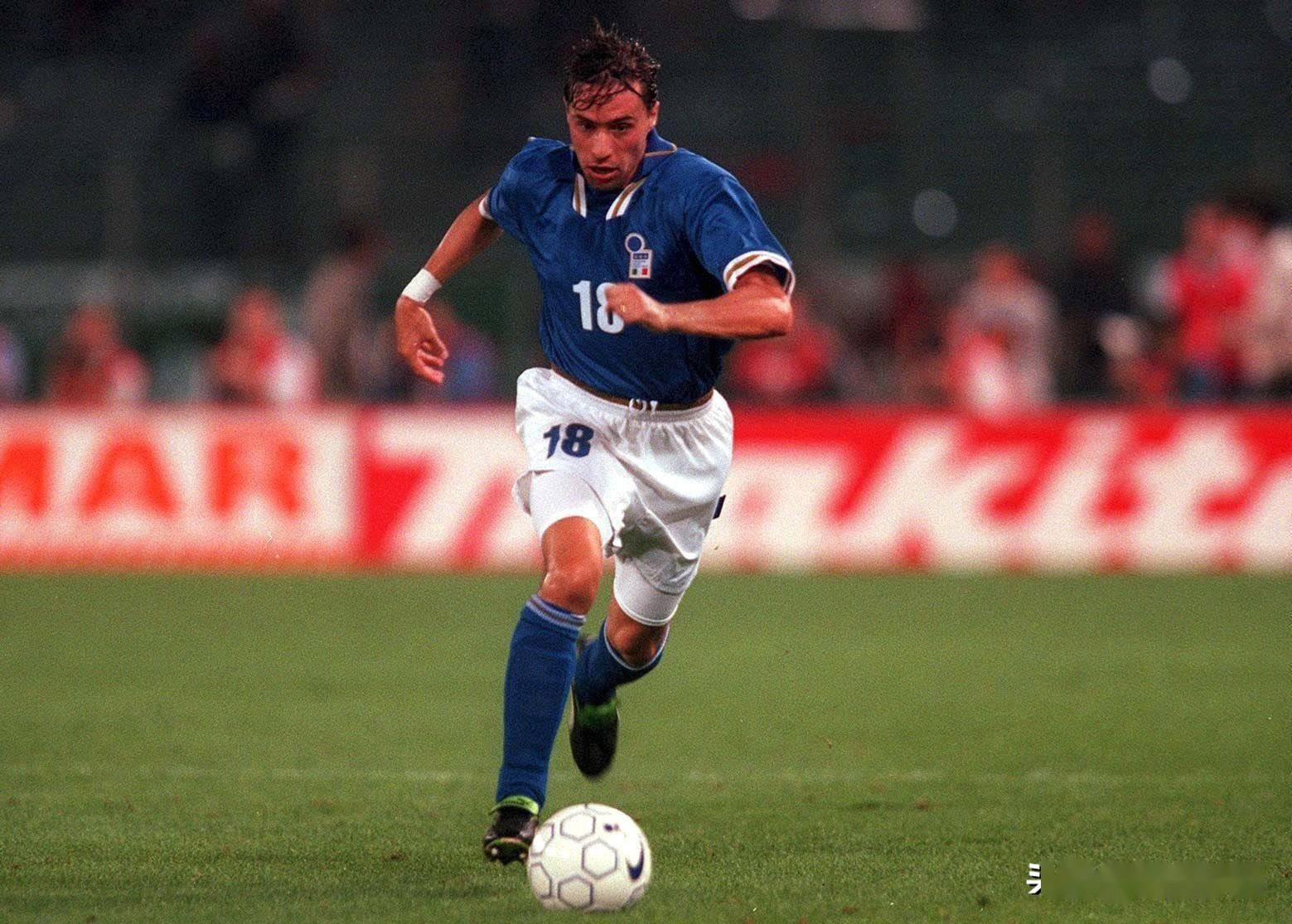 记者：马奎尔不大可能在冬窗被曼联出售